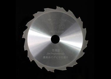 携帯用電気は鋸歯がダイヤモンドPCD鋸歯190 x 2.0 x 8mmをことをパネルが記録ことを見ました