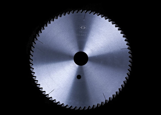 柔らかく及び堅い木製の切断の回状は鋸歯低雑音の355 x 5.0 x 3.7 x 70Pを