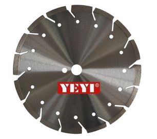 Dia 180mm 300mm 400mm のダイヤモンドのコンクリート、砂岩、アスファルトは鋸歯の区分されたタイプを