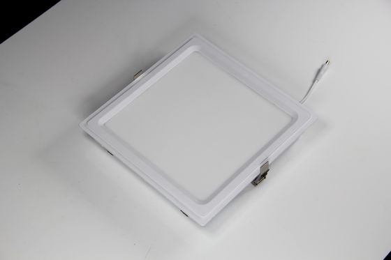 白い 15W SMD3014 LED の正方形の照明灯を 300 x 300 の MM 4500lm 暖めて下さい