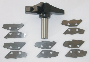 可変性のナイフが付いている CNC のルーター ビット、1/2 のすねの黒色