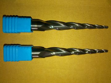 CNC の製粉の機械類 TCT の穴あけ工具は 6*50mm 穴あけ工具の先を細くします
