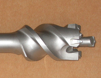 長いすね TCT の穴あけ工具 SDS の石工は炭化物の先端とあきます